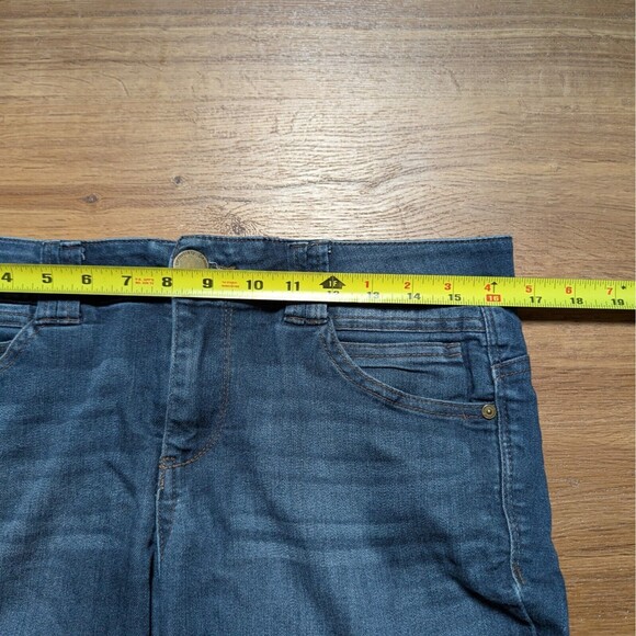 Democracy Ab Solution Jeans Womens Size 10 Blue Denim Elastic Waist Medium Wash - Picture 9 of 13